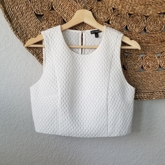 Express Tops - Express trellis textured crop top Size Small   D16
